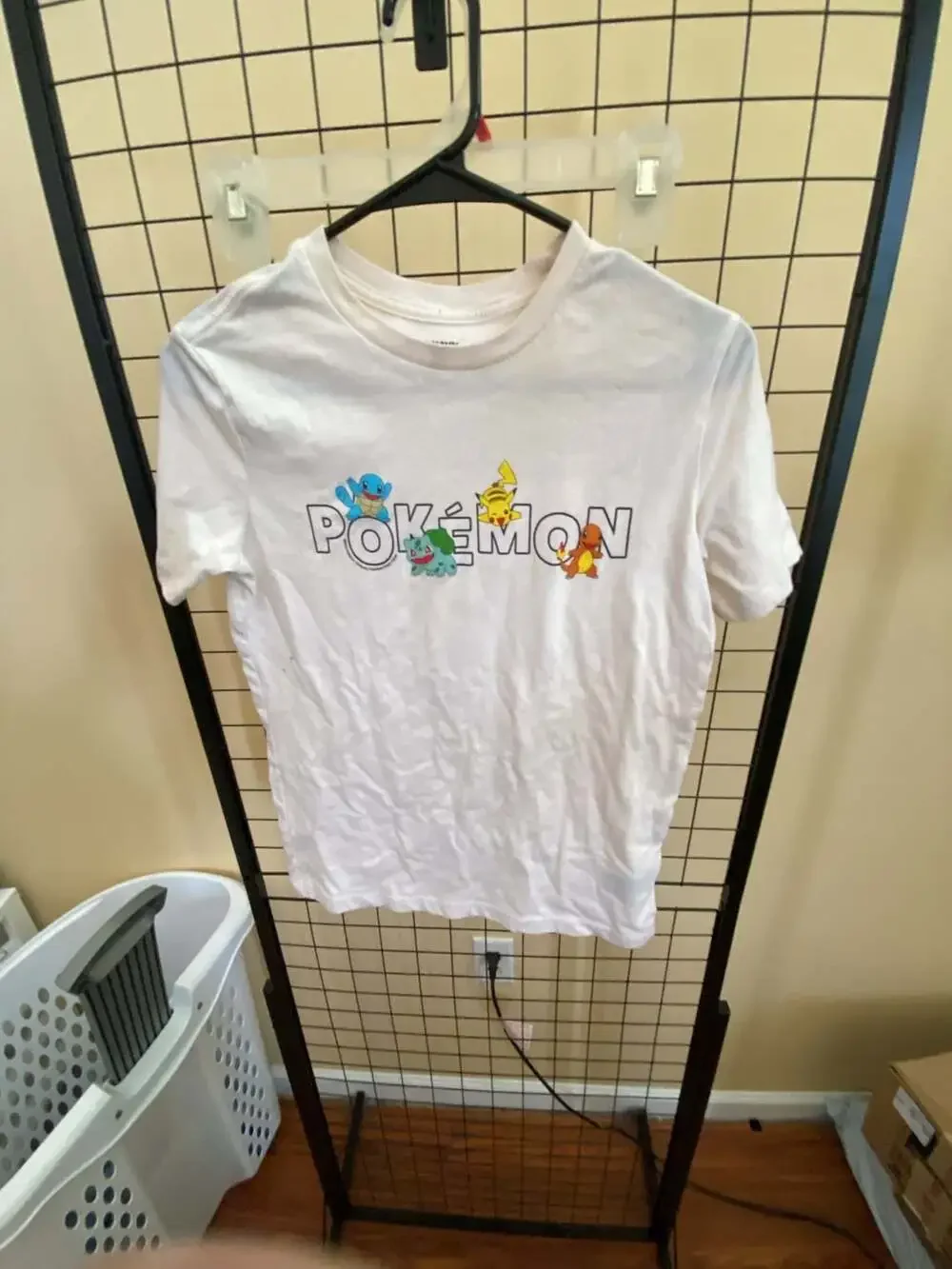 Old Navy Pokémon Starters Graphic T-Shirt Creme XL (14-16)